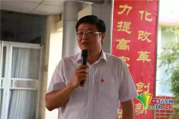 陕西百余名西部计划志愿者奔赴新疆、西藏基层服务