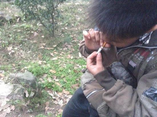 探秘乡间底层孩子的日常“江湖”