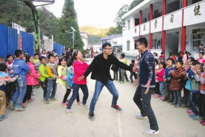 用一年不长的时间,做一件终生难忘的事