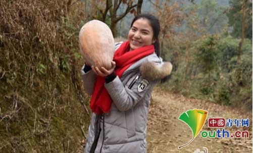 服务于务川自治县蕉坝乡的西部计划志愿者赵红。赵红 供图