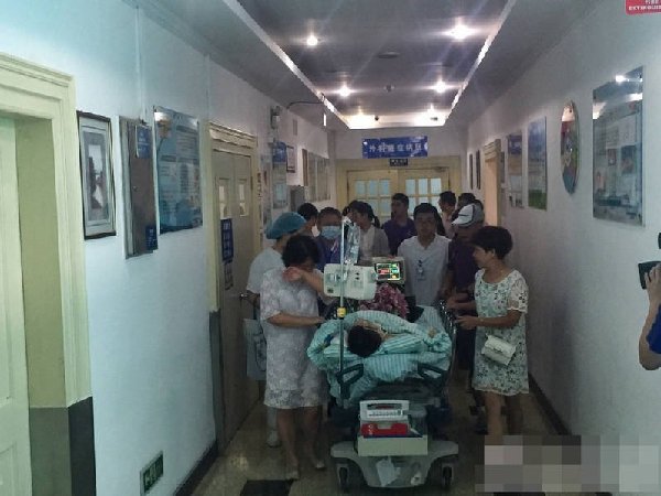 英国男子临终把器官捐给6个中国人